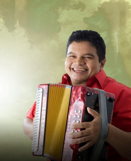 &Aacute;lvaro L&oacute;pez
