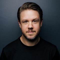 John Dahlb&auml;ck